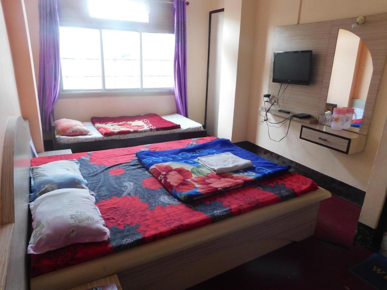 Hotel Sunshine 甘托克 外观 照片